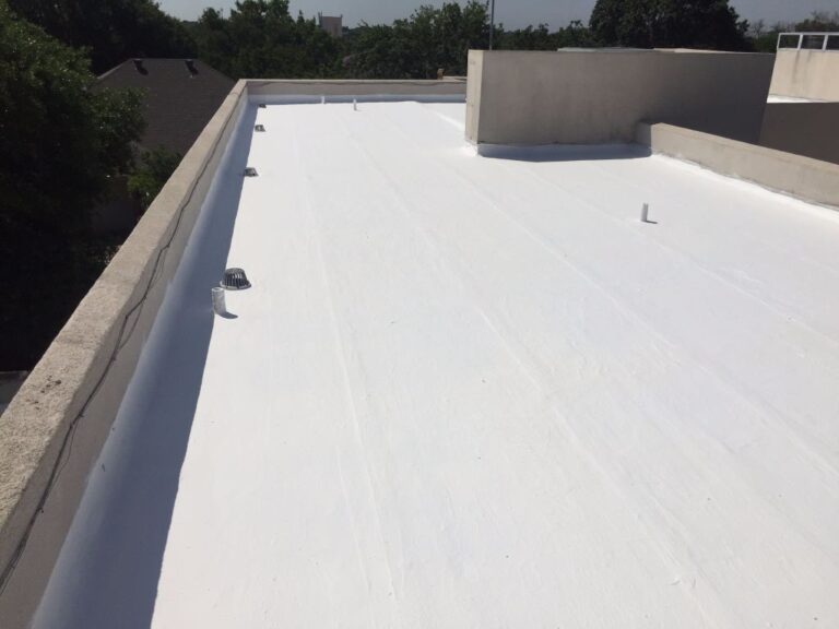 Roof Coatings for Flat Roofs: Preventing Leaks and Extending Lifespan